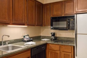 Homewood Suites by Hilton Seattle Tacoma Airport kitchen