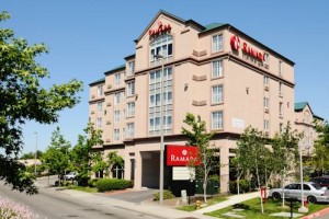 Ramada Inn Suites Sea-Tac