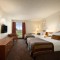 Ramada Inn Suites Sea-Tac bedroom 2